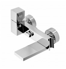 Bossini Cube Смеситель наружный с девиатором, держатель для душевой лейки  с гибким соединением 1/2rdquo;, цвет: хром. Z004101.030