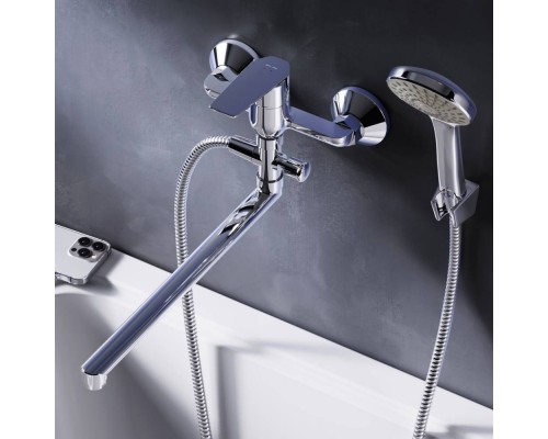 F90A90100 Смеситель для ванны и душа с длинным изливом и душевым набором