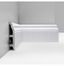 Плинтус напольный DECOMASTER D232-70ДМ (100*22*2400мм)