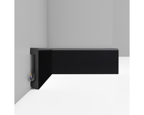 Плинтус напольный DECOMASTER D235-116 (80*17*2400мм) черный