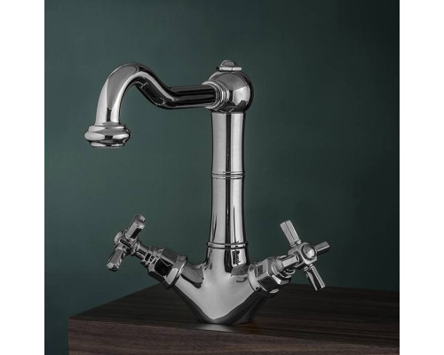 Gattoni TRD Смеситель для раковины, 1 отв., ручки Paris, цвет: хром. TR300/18C0 Gattoni TRD Смеситель для раковины, 1 отв., ручки Paris, цвет: хром. TR300/18C0
