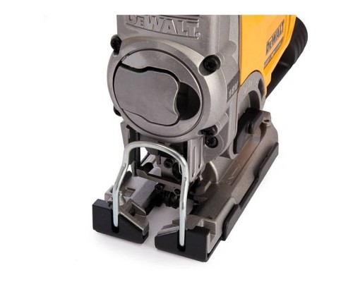Лобзик аккумуляторный DeWalt DCS331M2