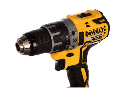 Шуруповерт аккумуляторный DeWalt DCD791P3A Шуруповерт аккумуляторный DeWalt DCD791P3A