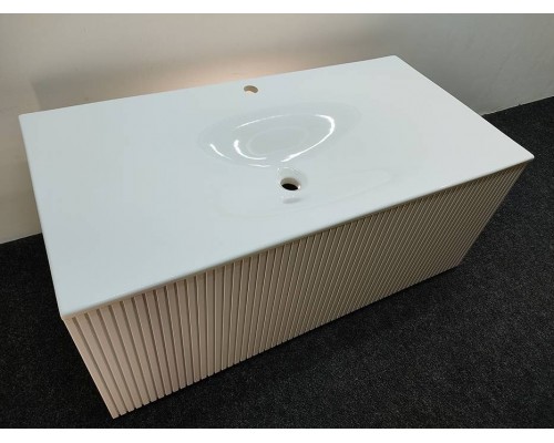 TW Shape комплект подвесной мебели 122х52см, с раковиной, с 1 выдвиж. ящиком с механизмом push-to-open, цвет: белый матовый RAL9003. SHAP120-B+548001*1 TW Shape комплект подвесной мебели 122х52см, с раковиной, с 1 выдвиж. ящиком с механизмом push-to-open, цвет: белый матовый RAL9003. SHAP120-B+548001*1