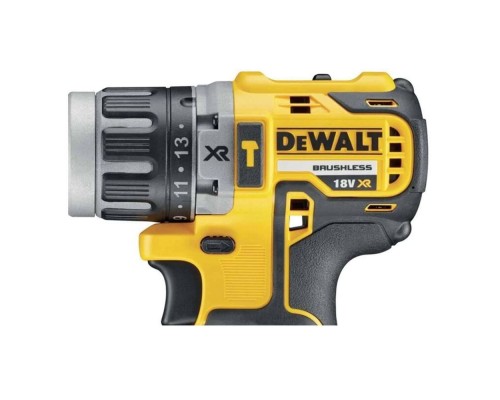Шуруповерт аккумуляторный DeWalt DCD796P2-GB (3 pin) Шуруповерт аккумуляторный DeWalt DCD796P2-GB (3 pin)