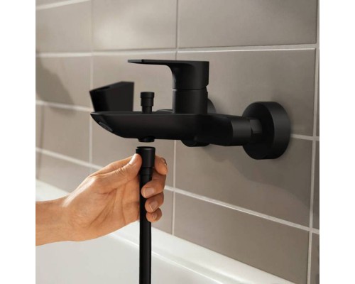 Hansgrohe Rebris E Смеситель для ванны, настенный, цвет: черный матовый. 72450670 Hansgrohe Rebris E Смеситель для ванны, настенный, цвет: черный матовый. 72450670
