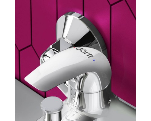 D1101000 Смеситель для ванны и  душа