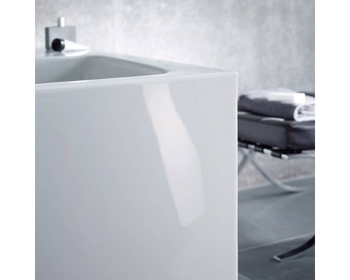 Duravit Paiova 5 Ванна угловая 177х130х58см., Sx, с бесшовной панелью и рамой, акрил, цвет: белый. 700394000000000