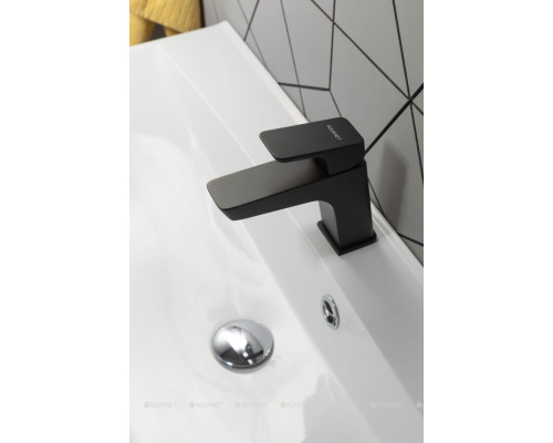 Смеситель для раковины Aquanet Gotic AF440-10B
