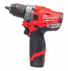 Шуруповерт аккумуляторный Milwaukee M12 FDD-202X FUEL