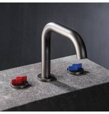 Gattoni GAS Смеситель для раковины на 3 отв., в комплекте с донным клапаном, цвет: Grey anthracite/красный/синий. GS115/31GA,  GS99/31SGR0,  GS99/31SGBL