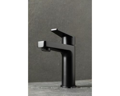 Смеситель для раковины Allen Brau Eclipse 5.E1001-31 (с донным клапаном) черный матовый