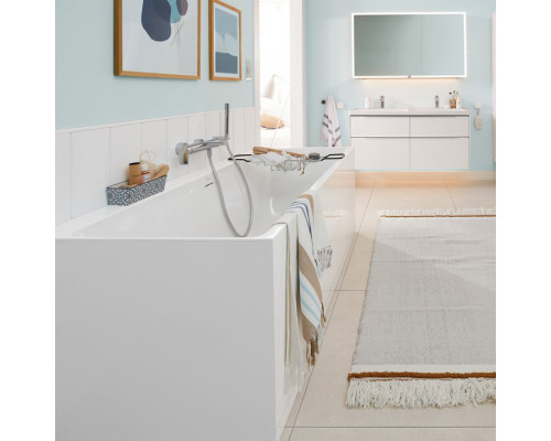 VilleroyBoch Subway 3.0 Ванна встраиваемая 180х80х48см., слив по центру, компл. ножек, слив-перелив: белый, материал: Quaryl, цвет: альпийский белый. UBQ180SBW2DV-01