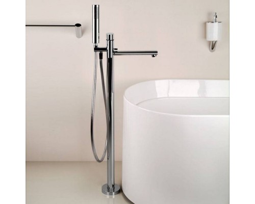 Gessi Ovale Напольный смеситель для ванны с ручным душем (без встраиваемой части), внешняя часть, цвет: хром. 24964#031 Gessi Ovale Напольный смеситель для ванны с ручным душем (без встраиваемой части), внешняя часть, цвет: хром. 24964#031
