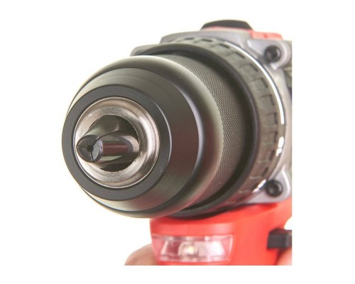 Шуруповерт аккумуляторный Milwaukee M18 CBLDD-0 Шуруповерт аккумуляторный Milwaukee M18 CBLDD-0