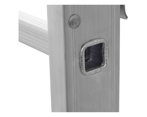 Лестница трехсекционная универсальная 8 ступеней AL308