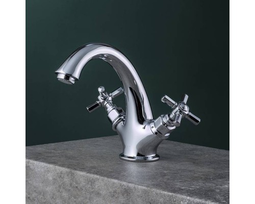 Gattoni TRD Смеситель для раковины, 1 отв., ручки Paris, цвет: хром. TR320/18C0 Gattoni TRD Смеситель для раковины, 1 отв., ручки Paris, цвет: хром. TR320/18C0