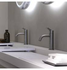 Agape Square Смеситель для раковины, однорычажный, на 1 отв., цвет: полированная сталь. ARUB1083A