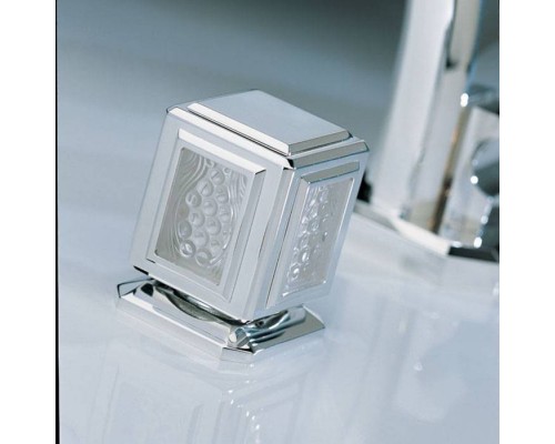 THG Metropolis cristal clair Смеситель для раковины, 3 отв., цвет: хром/прозрачный хрусталь. A2A-A02-151