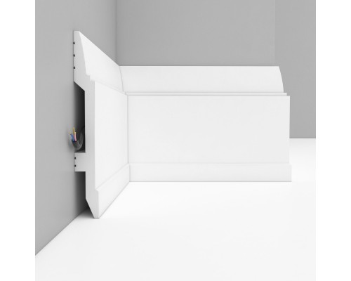 Плинтус напольный DECOMASTER D104ДМ (150*17*2000мм)