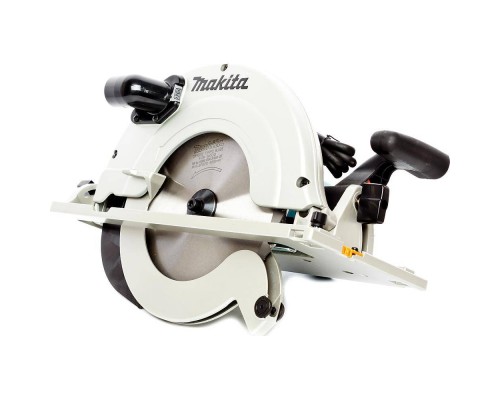 Пила дисковая электрическая Makita 5903R
