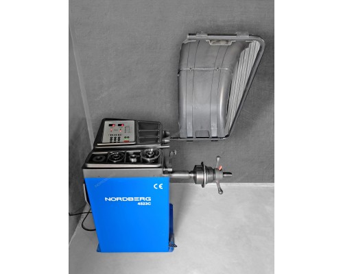 Станок балансировочный с ручным вводом параметров, синий NORDBERG 4523C