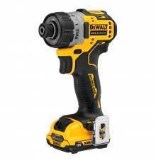 Шуруповерт аккумуляторный DeWalt DCF601D2