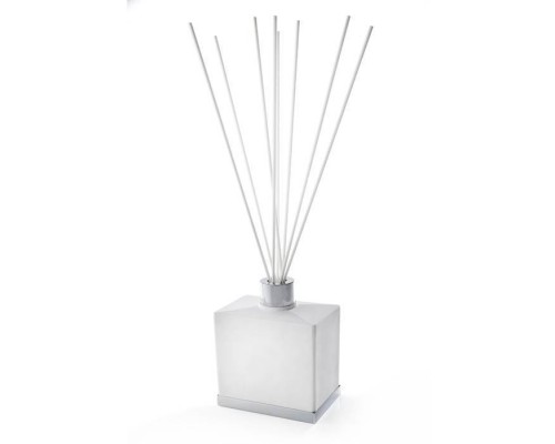 3SC Mood Deluxe White Ароматический диффузор, настольный, композит Solid Surface, цвет: белый матовый/хром 3SC Mood Deluxe White Ароматический диффузор, настольный, композит Solid Surface, цвет: белый матовый/хром