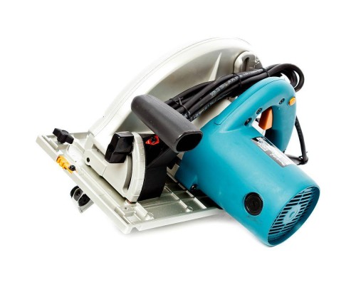 Пила дисковая электрическая Makita 5903R
