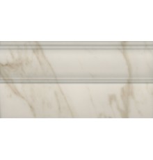 Плинтус Kerama Marazzi Карелли глянцевый, ректифицированный 30х15, светло-бежевый