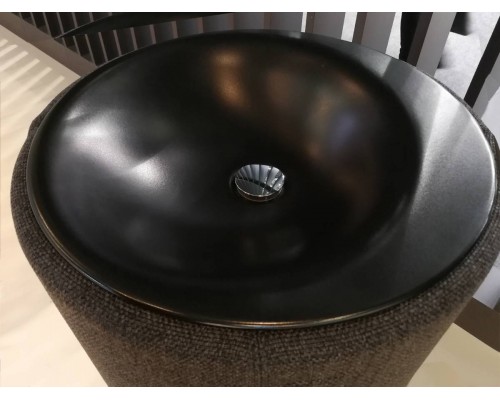 Bette Lux Oval Couture Раковина 55х90 см, без отв., с текстильным подиумом, сталь, цвет: болотный. B805-853, A220 TX-400 Bette Lux Oval Couture Раковина 55х90 см, без отв., с текстильным подиумом, сталь, цвет: болотный. B805-853, A220 TX-400