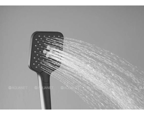 Душевая стойка Vincea Next VSFS-1N1TCH хром