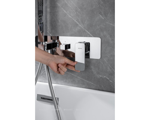 Смеситель для ванны с душем Allen Brau Infinity 5.21007-00 (с внутренней частью) хром