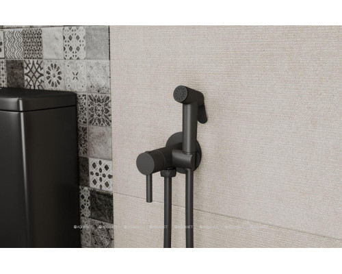 Смеситель с гигиеническим душем Bravat D9151BW-ENG (с внутренней частью)