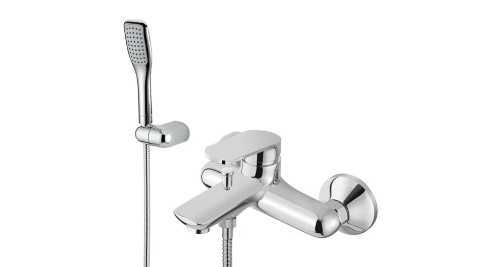 Смеситель для ванны M&Z Castello с душевым набором хром CSL00501M