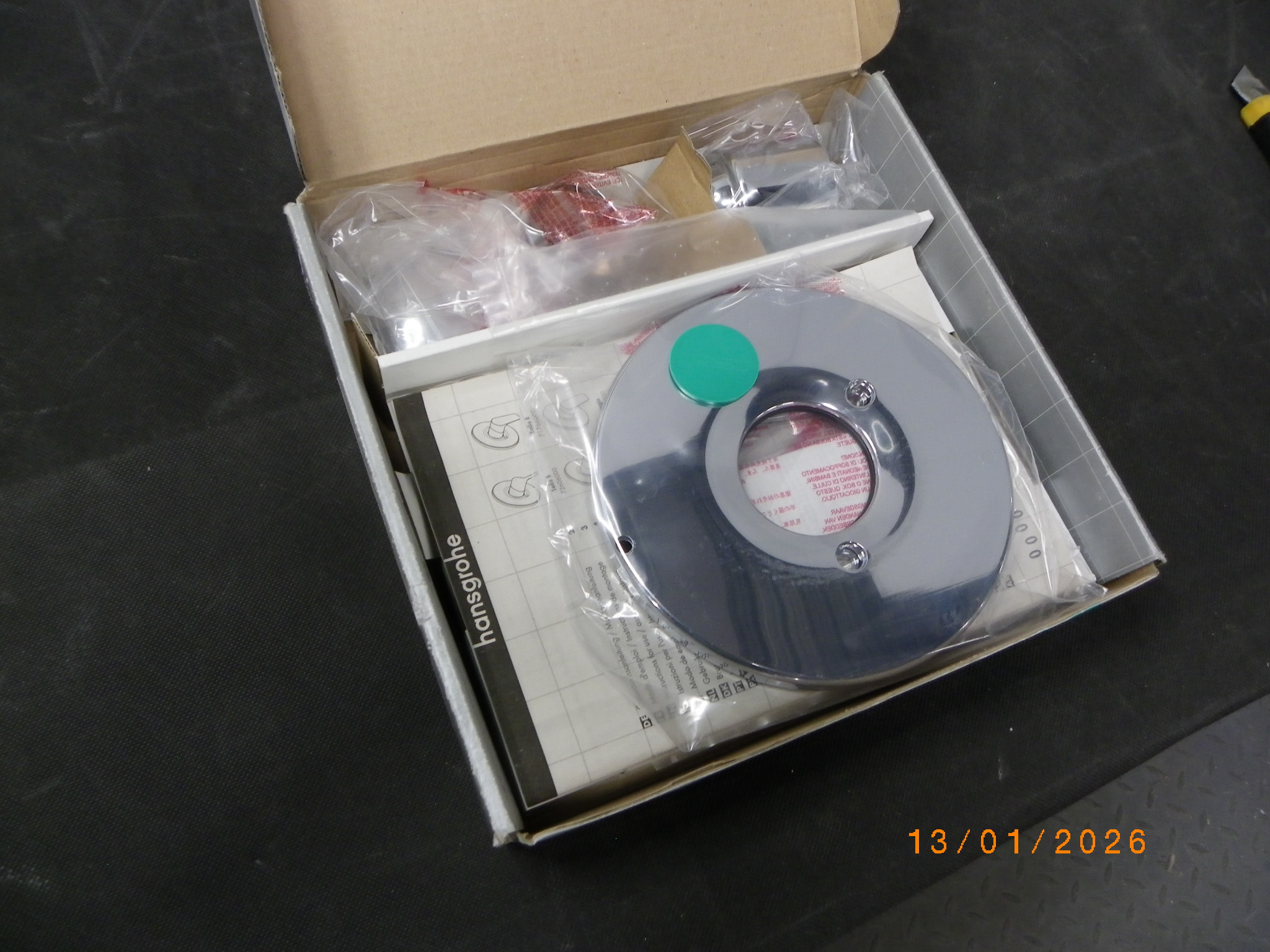 Смеситель для душа Hansgrohe Metris на 1 потребитель внешняя часть 31686000