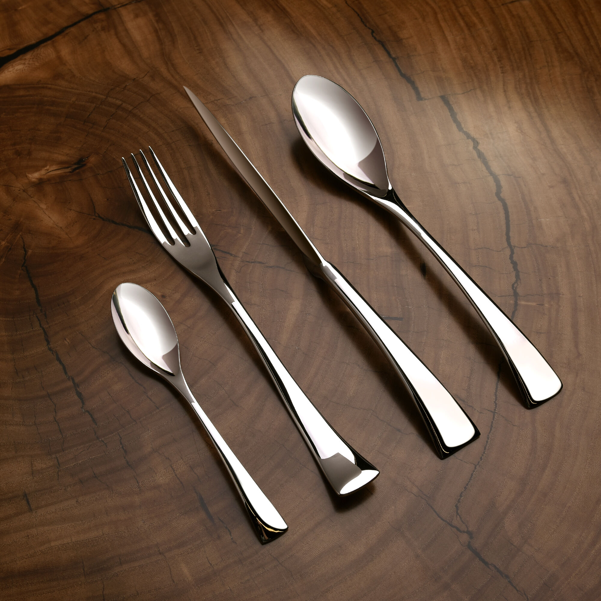 Набор столовых приборов quotSharkquot 24 предмета, 6 персон арт. 11/24 11/24